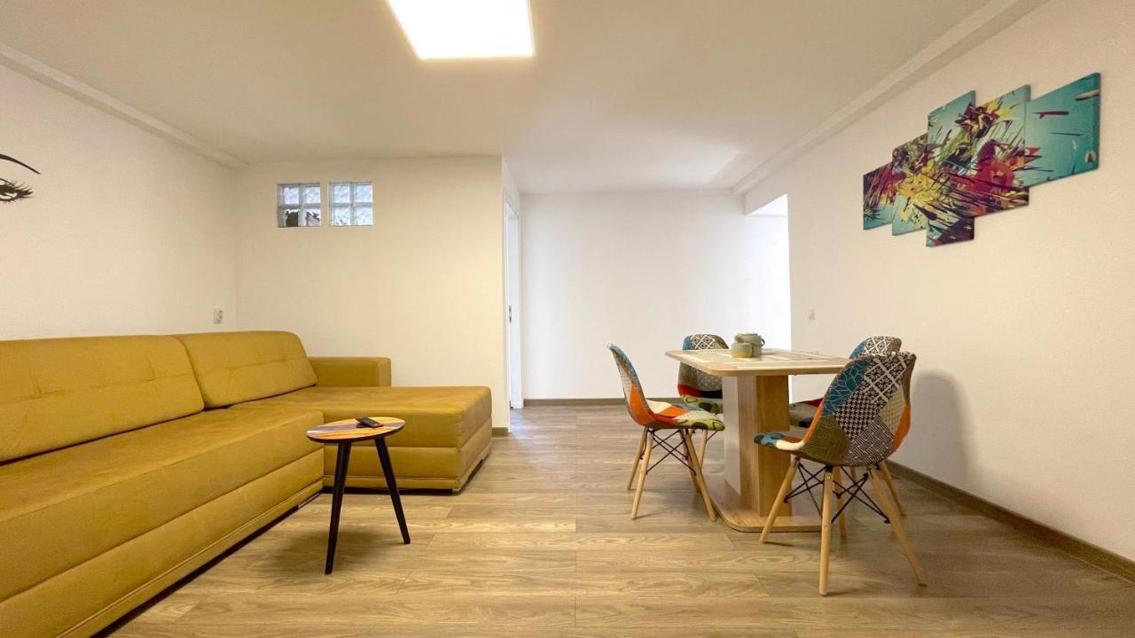 Well Prettyplaces Apartment 001 Brasov Exterior photo